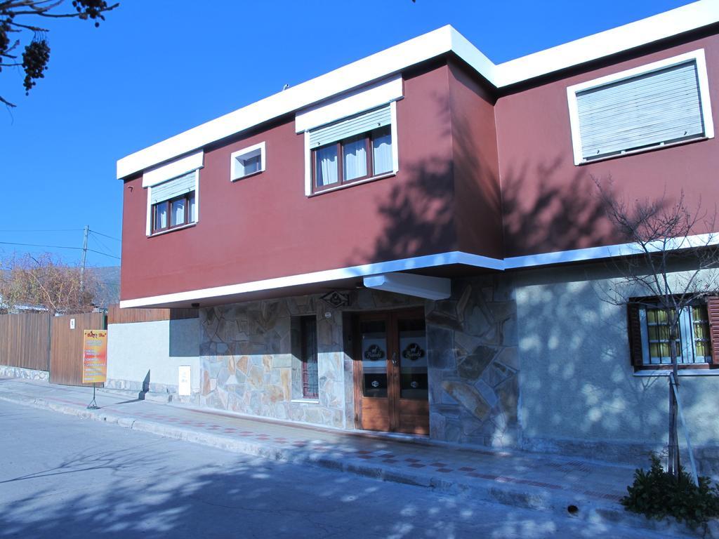 Bambi Hotel La Falda Exterior foto